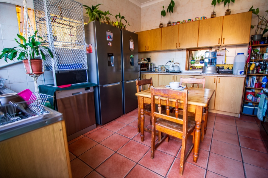 4 Bedroom Property for Sale in Die Rand Northern Cape